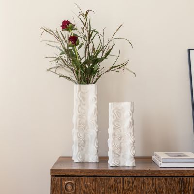 Vase 18x18xH42,5cm fluid white Vea