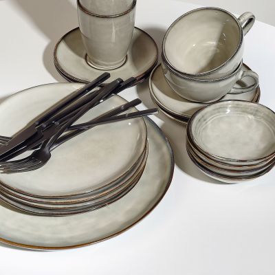 Assiette plate 28cm coupe vert Artisan