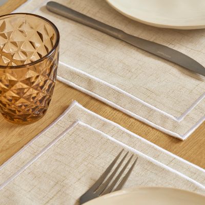 Set de table 44 x 29 cm beige avec couture blanche