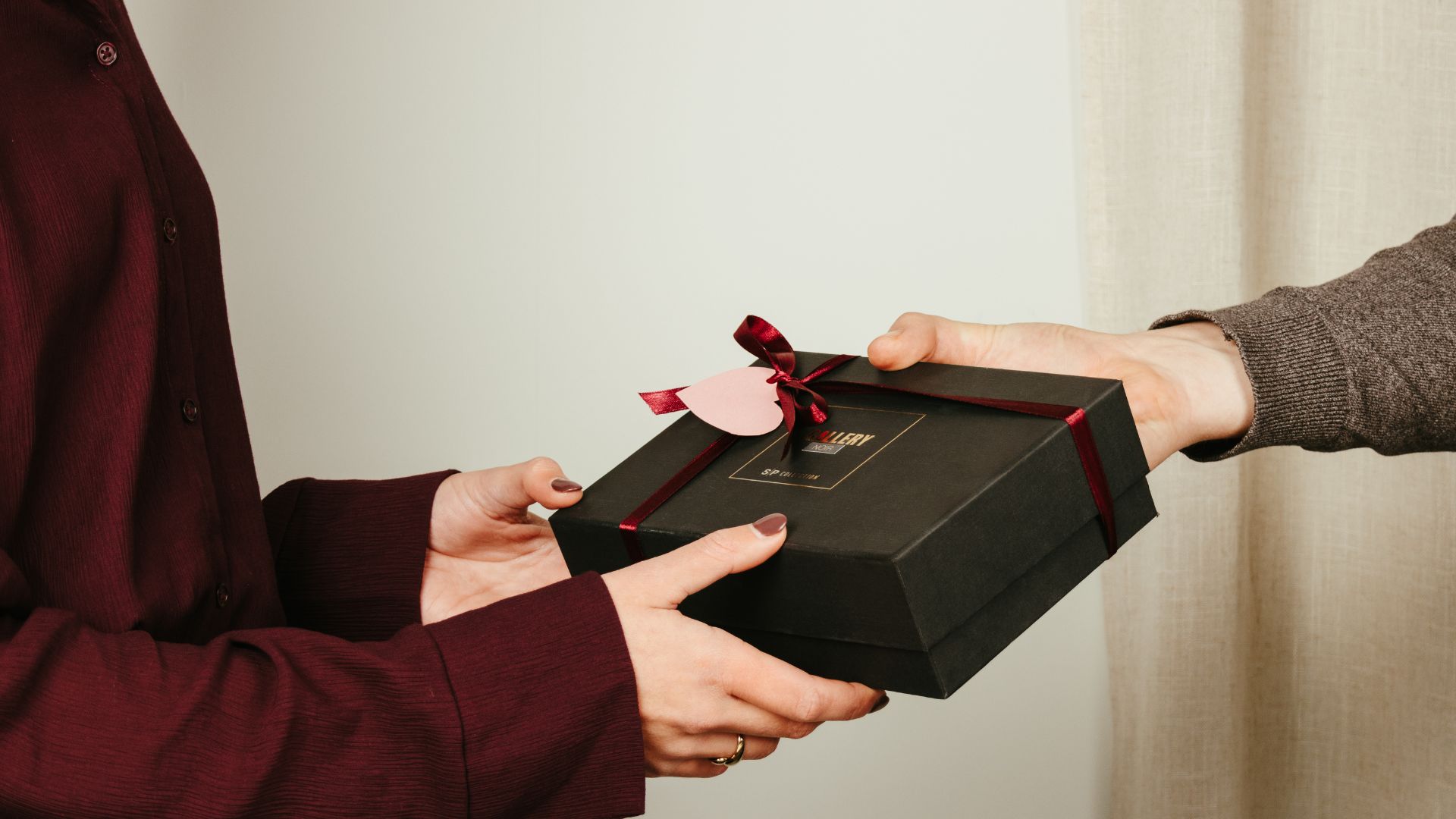 Salt&Pepper Valentine sales